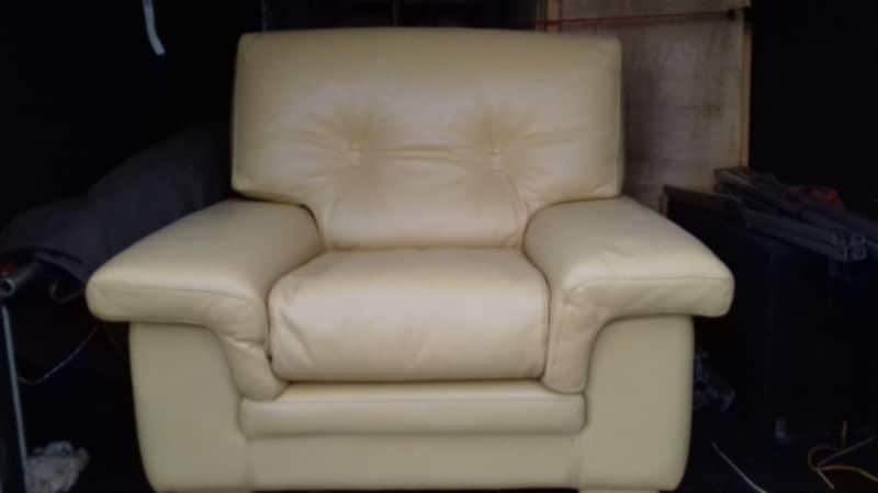 Réfection et recouverture d’un canapé